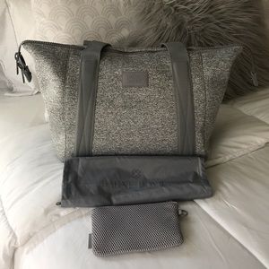 Dagne Dover Landon Carryall